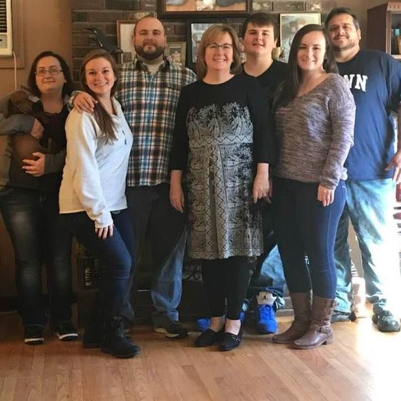 Meet your Posher, Kathy - Picture 1 of 1